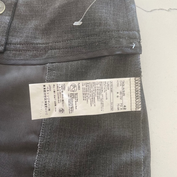 Sisley by United Colors of Benetton | Y2K High-Waisted Dark Gray Tailored Shorts - Picture 8 of 11